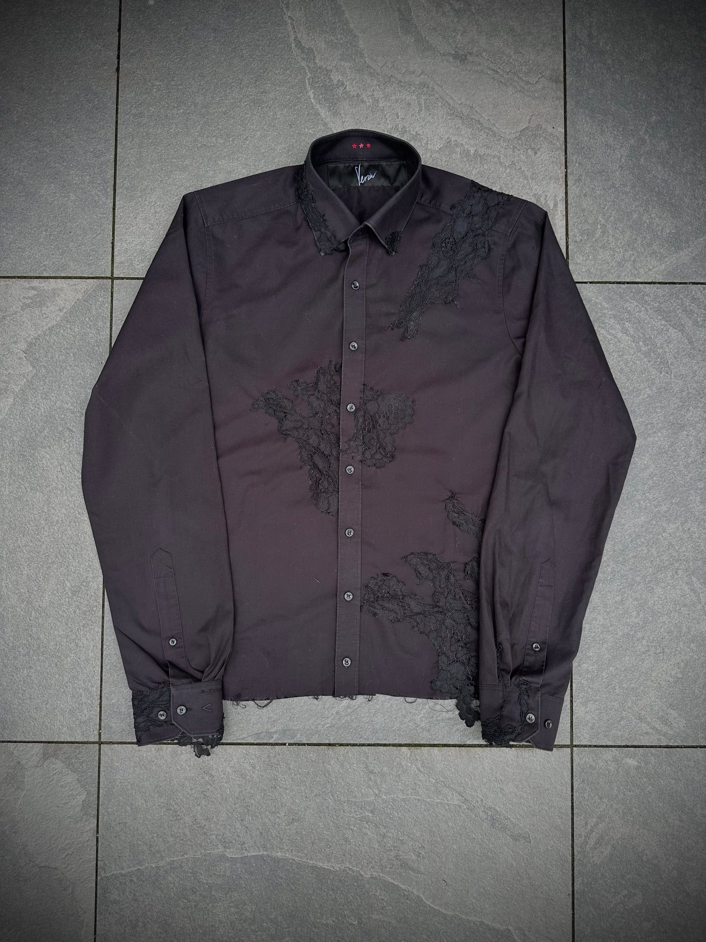 VERINI LACE BUTTON-UP