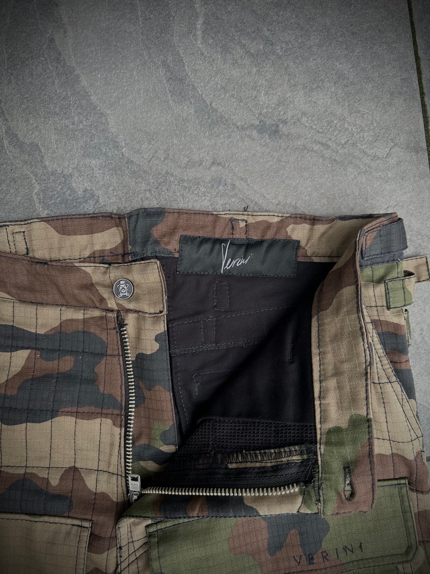 DOUBLE LAYERED CAMOUFLAGE CARGO
